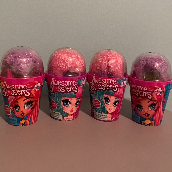 New Awesome Blossems (4 total) - Picture 1 of 2